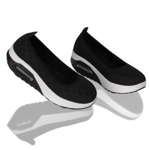 Womens Lightweight Black toning shoes 7.5